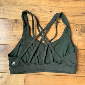 Lululemon sports bra